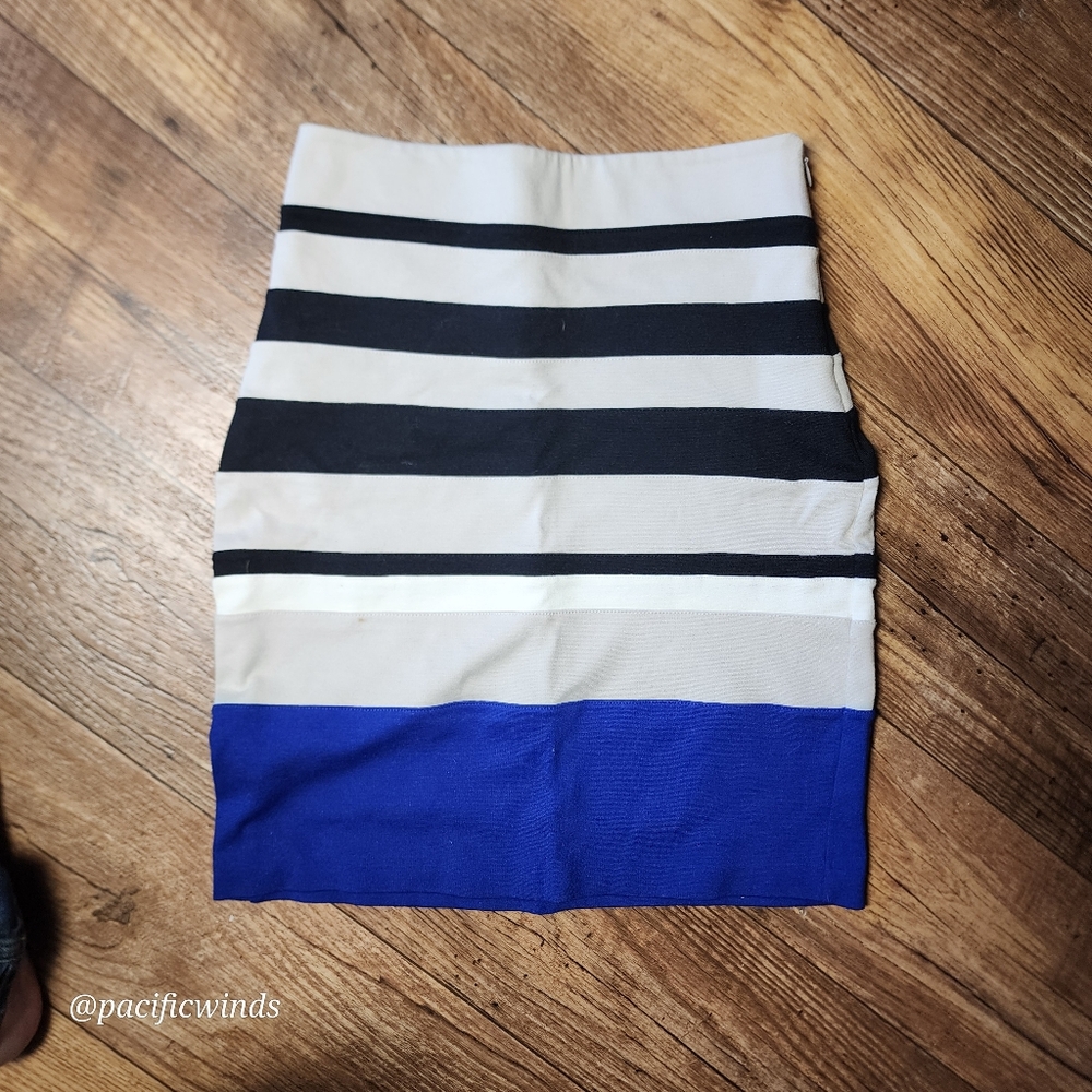 LIKE NEW! EXPRESS BANDAGE STRIPED PENCIL SKIRT SIZE 00